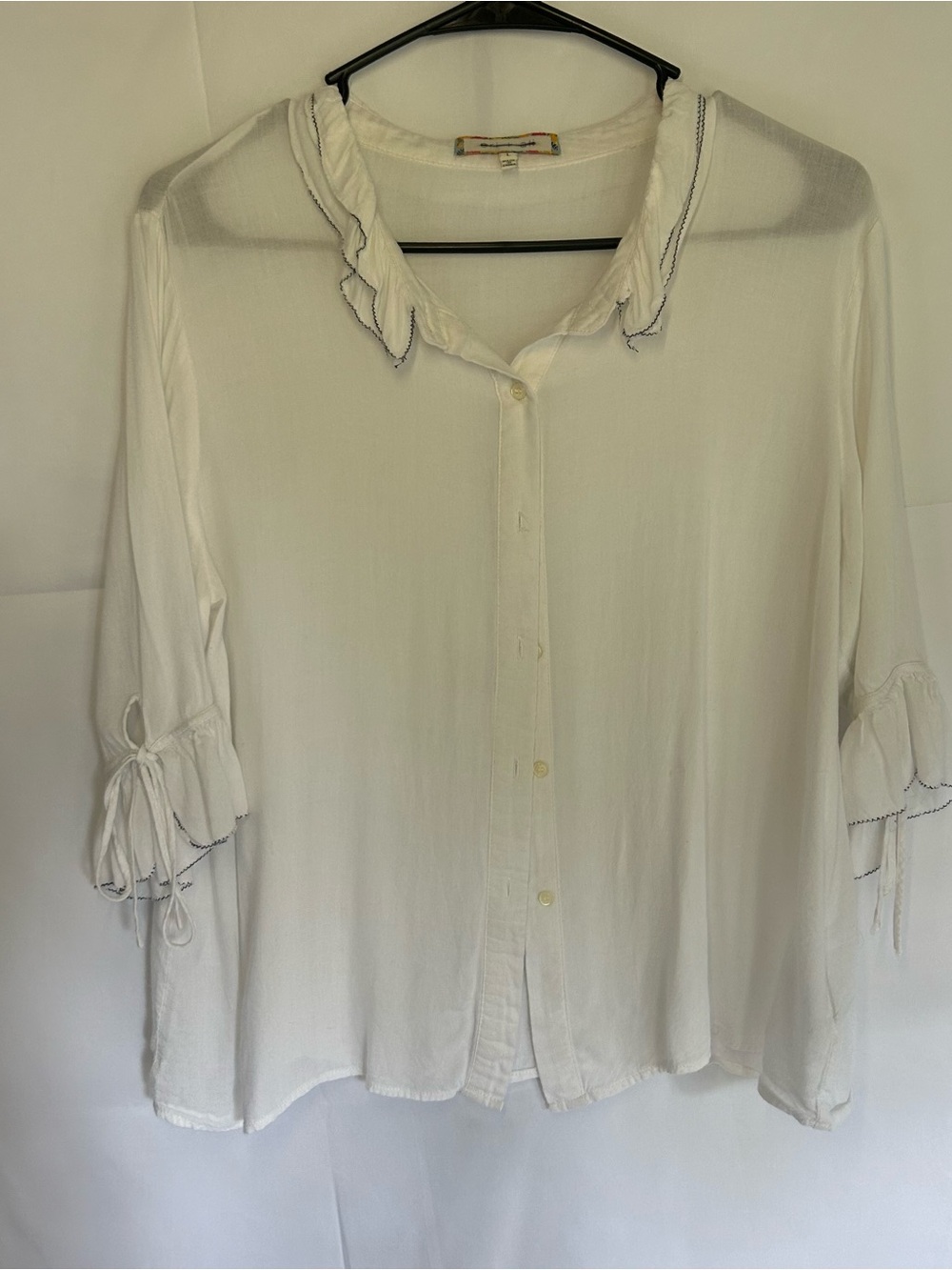 Eri + Ali Anthropologie White Ruffle Blouse L Boho Victorian Tie Sleeve